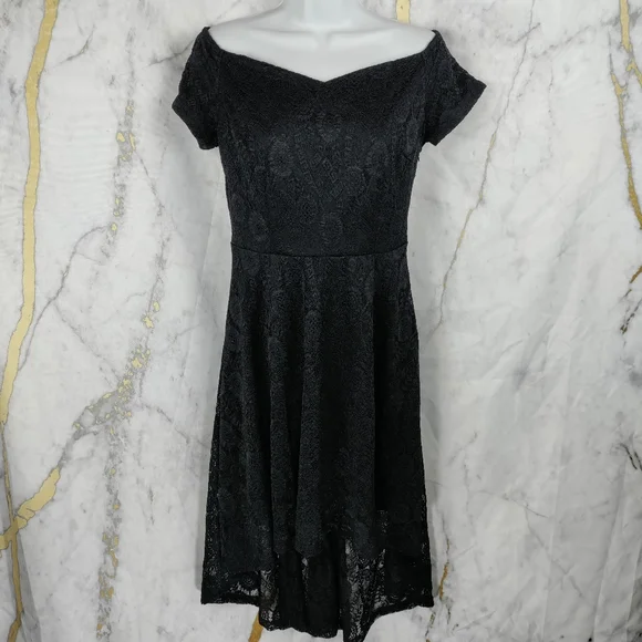 Off The Shoulder Short Sleeve High Low Lace Dress - Picture 3 of 10